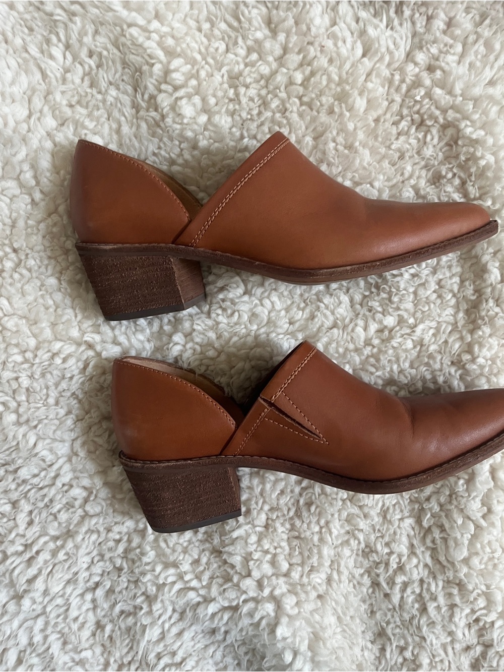 Madewell Classic Pointed-Toe Slip-On Booties in Brown 8 - Picture 2 of 6